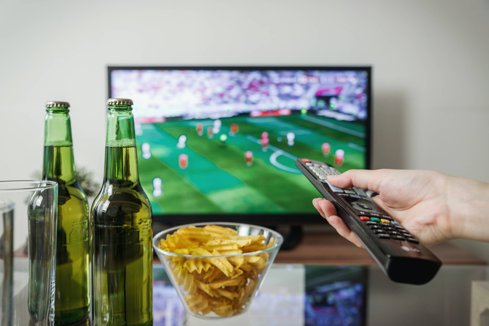 Staying Sober on Game Day? Here's 8 Tips for Success